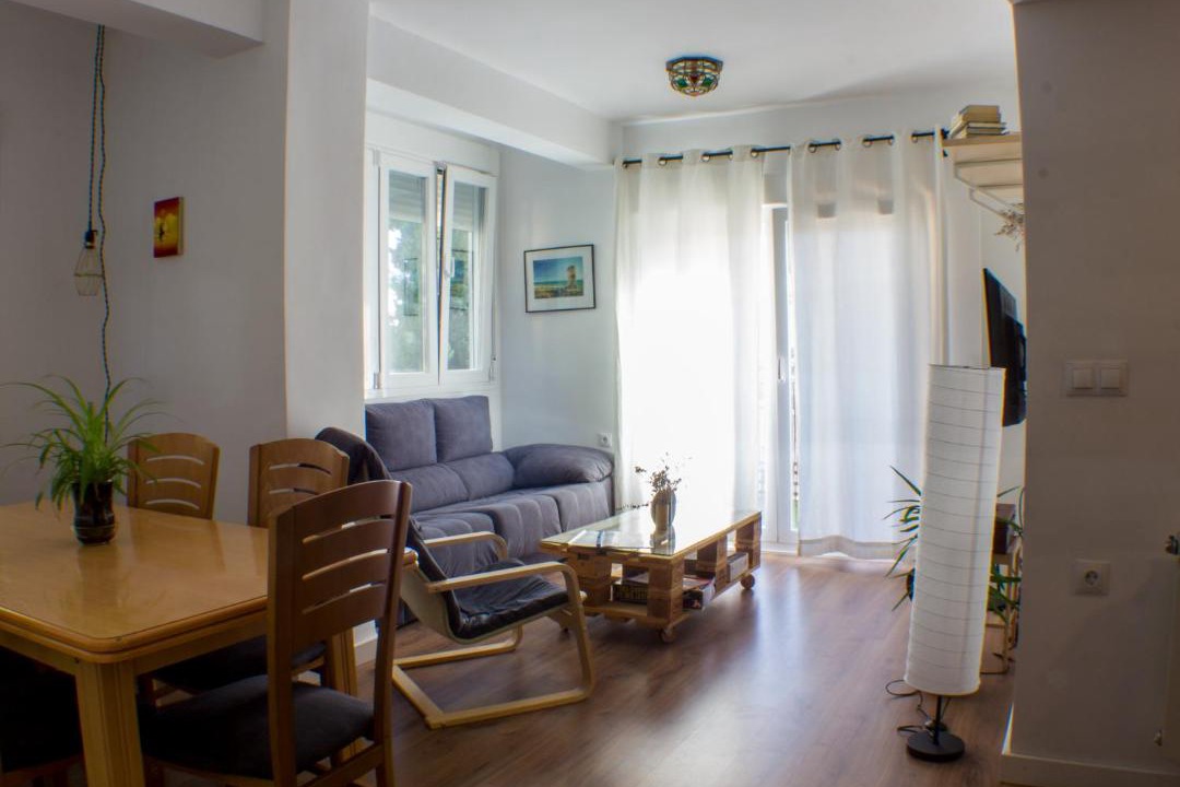 Photo of Livingroom in Central District