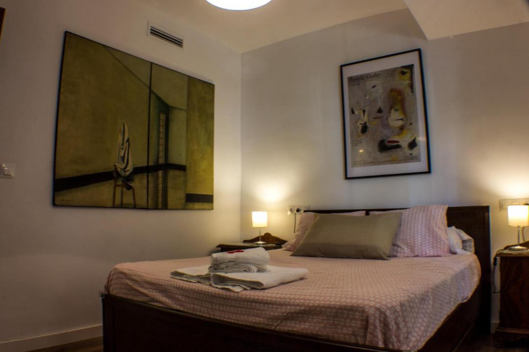 Photo of Bedroom in Central District