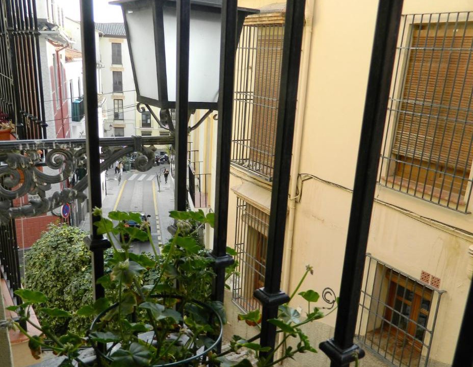 Photo of Patio Balcony in Central District