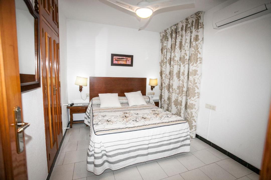 Photo of Bedroom in Baza
