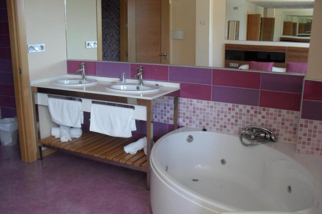 Photo of Bathroom in Moraleda de Zafayona