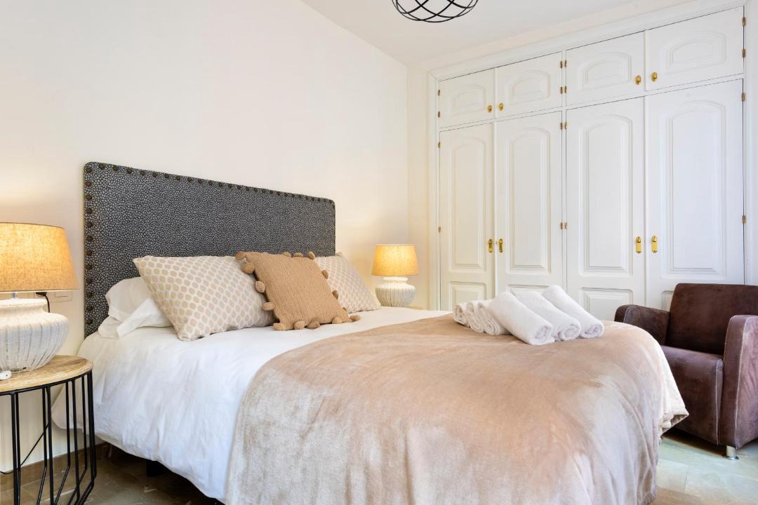 Photo of Bedroom in Central District