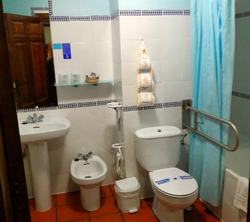 Photo of Bathroom in Mecina Fondales