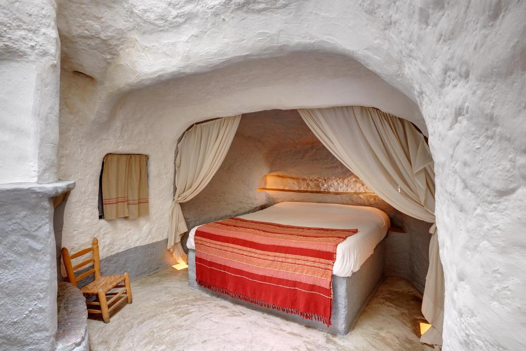 Photo of Bedroom in Baza