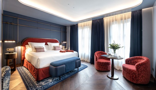 Grand Deluxe Room