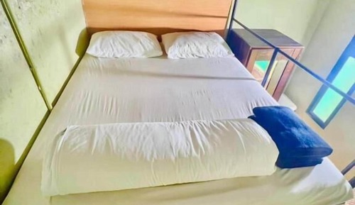 Basic Double Room, 1 Queen Bed