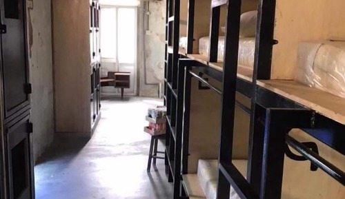 Standard Shared Dormitory, 1 Queen Bed