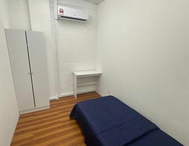 Standard Single Room with Shared Bathroom