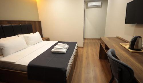 Standard King Room