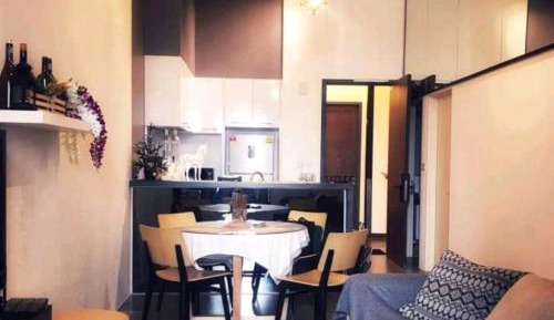 Apartment with Shower