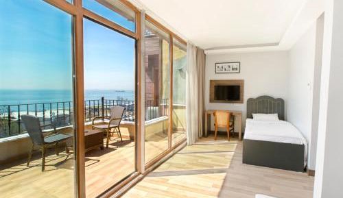 Suite with Terrace
