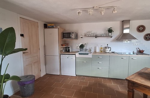 Montefrio House | Comfortable guest house in the interior of Andalusia with private pool.